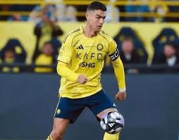 国安vs亚泰首发：4外援PK3外援 李磊林良铭出战